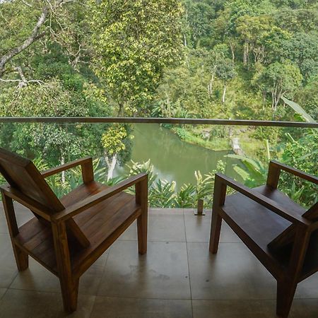 Spice Forest Plantation Homestay, Thekkady Vandiperiyār Esterno foto